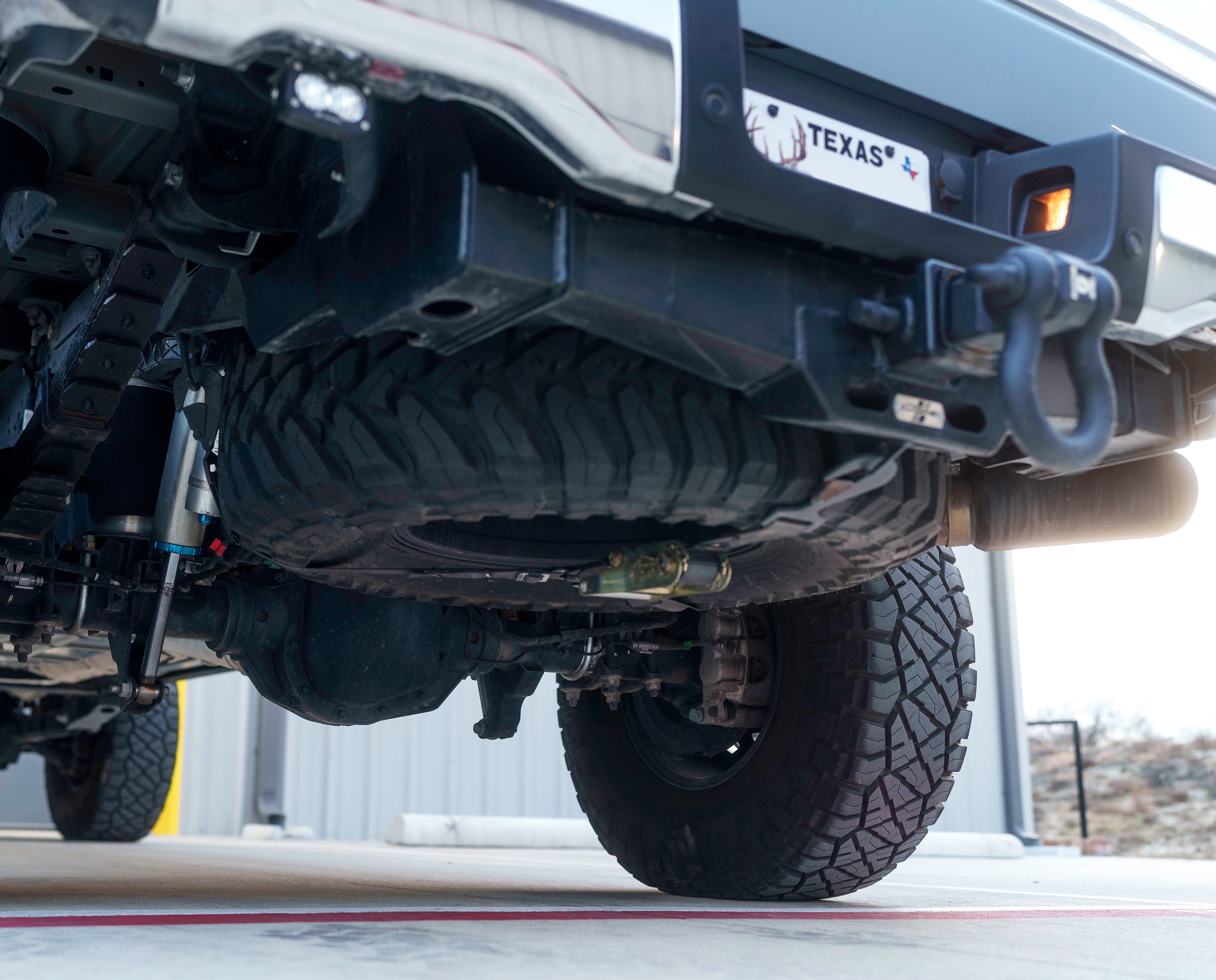 truck towing, airbag, and hitch accessories